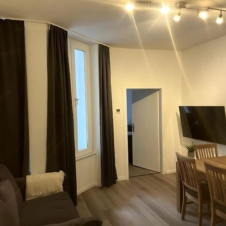 Jaybnb - Geraeumiges Apartment Am Hafen Von Dortmund Luaran gambar